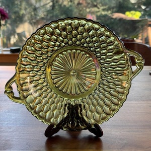 Vintage Indiana Glass Avocado Green Honeycomb Dish. Set of 2