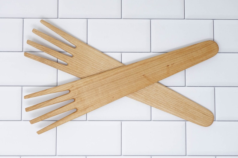 Earlywood Salad Servers - Thumbnail 2