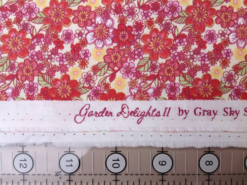 Blossoms in Coral from Garden Delights II by Gray Sky Studio for In the Beginning Fabrics 5GSF-1 image 3