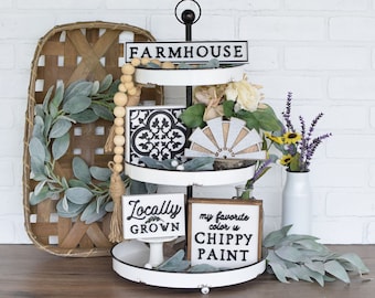 Modern farmhouse kitchen decor is always a great idea. But if you're decorating or redecorating your kitchen, it's the best idea yet! Let me show you some awesome decor for your kitchen {modern farmhouse or not} available at Etsy. Trust me, they will be so cute in your home! 