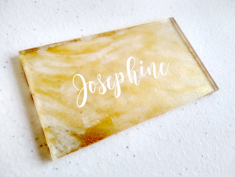 Personalizable Hand-painted Acrylic Place Cards with Name in Vinyl, Escort Cards, Table Numbers 3.5 x 2 inches image 1