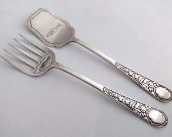 Artdeco Vintage silver plated fish servers faux bone handles /& sterling silver collars