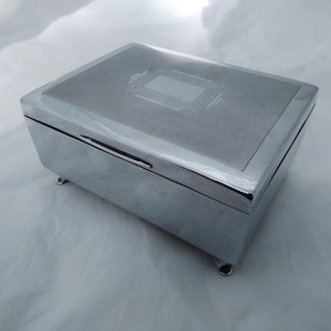 Vintage silver Chrome trinket / cigarette box - art deco design