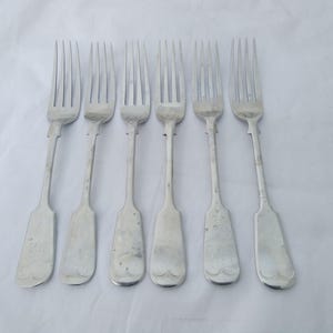 Antique Set of 6 nickel fiddle pattern dinner forks 5+1