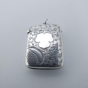 Excellent Decorative solid silver vesta match case - Birmingham 1900