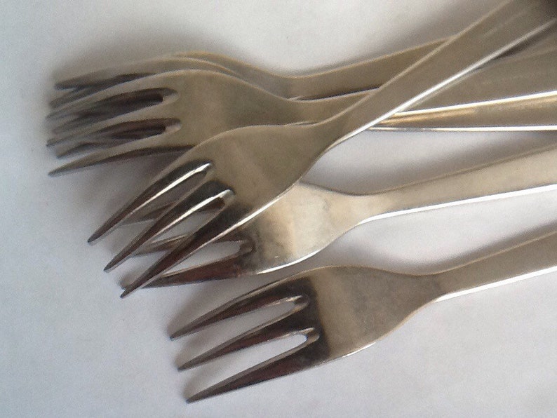 Vintage set of 6 stainless steel viners Chelsea table dinner forks