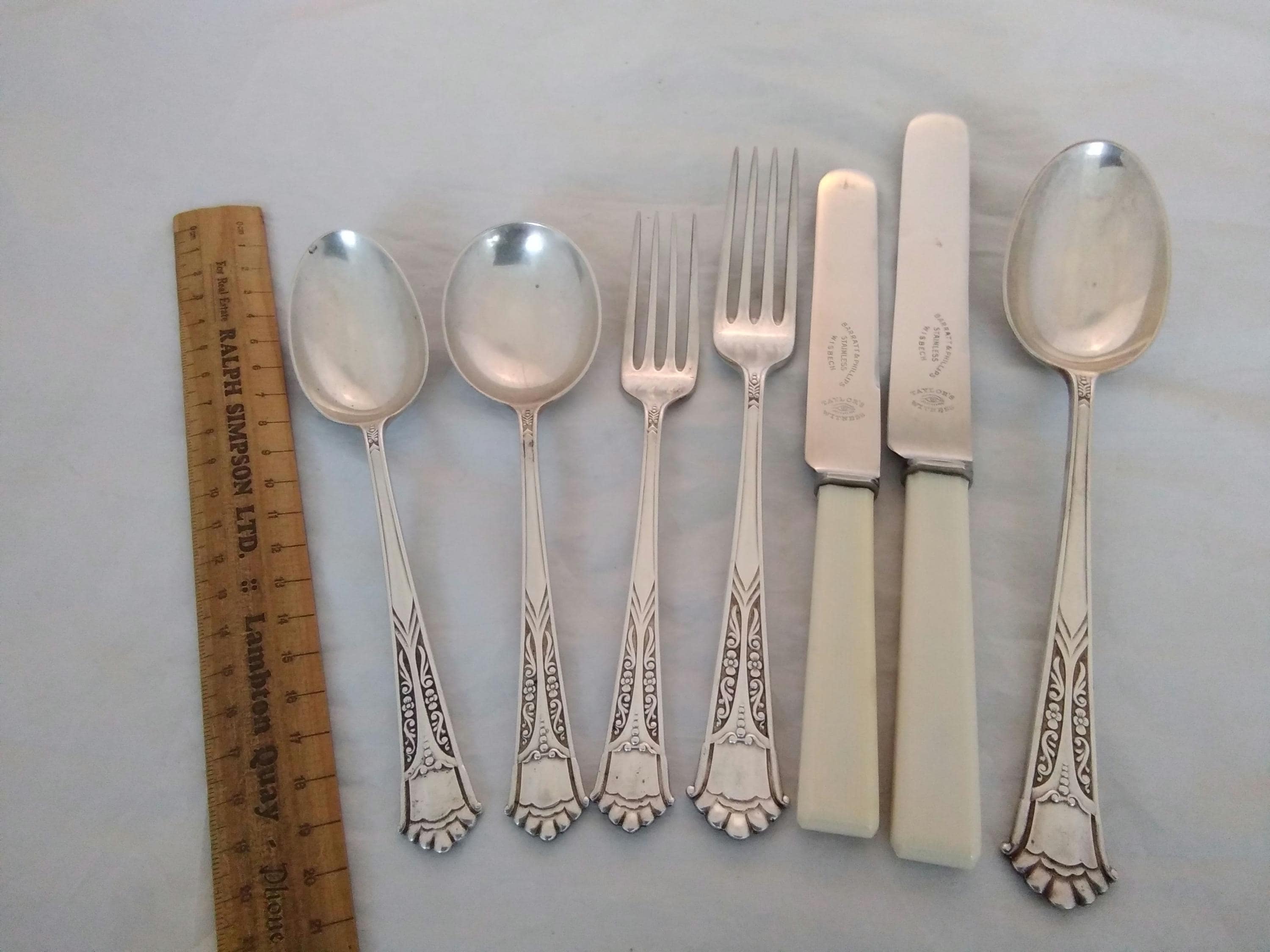 Embossed 38 Piece Silver Plated Dinner Service - Antique Canteen