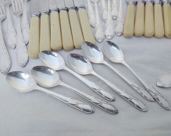 36 Piece Vintage Silver Plated Dinner Service - Canteen Cutlery