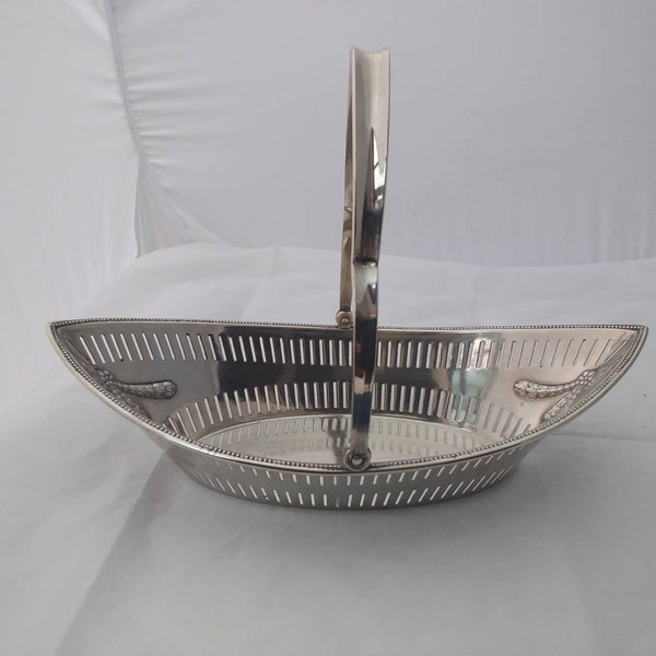 Decorative Silver Plated pierced Bread Basket / Bowl - EPNS