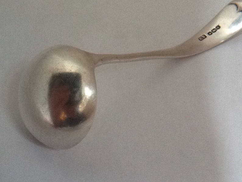 Vintage Solid Sterling Silver sauce ladle spoon Sheffield 1933