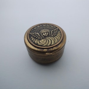 Beautiful antique brass Cherub trinket / pill box