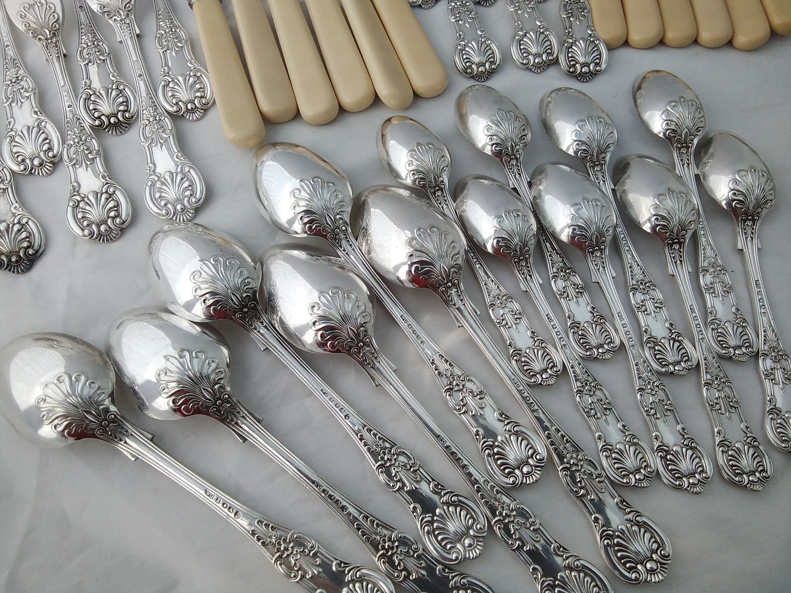 Superb Early Heavy Antique 44 Piece Kings Pattern Dinner Service