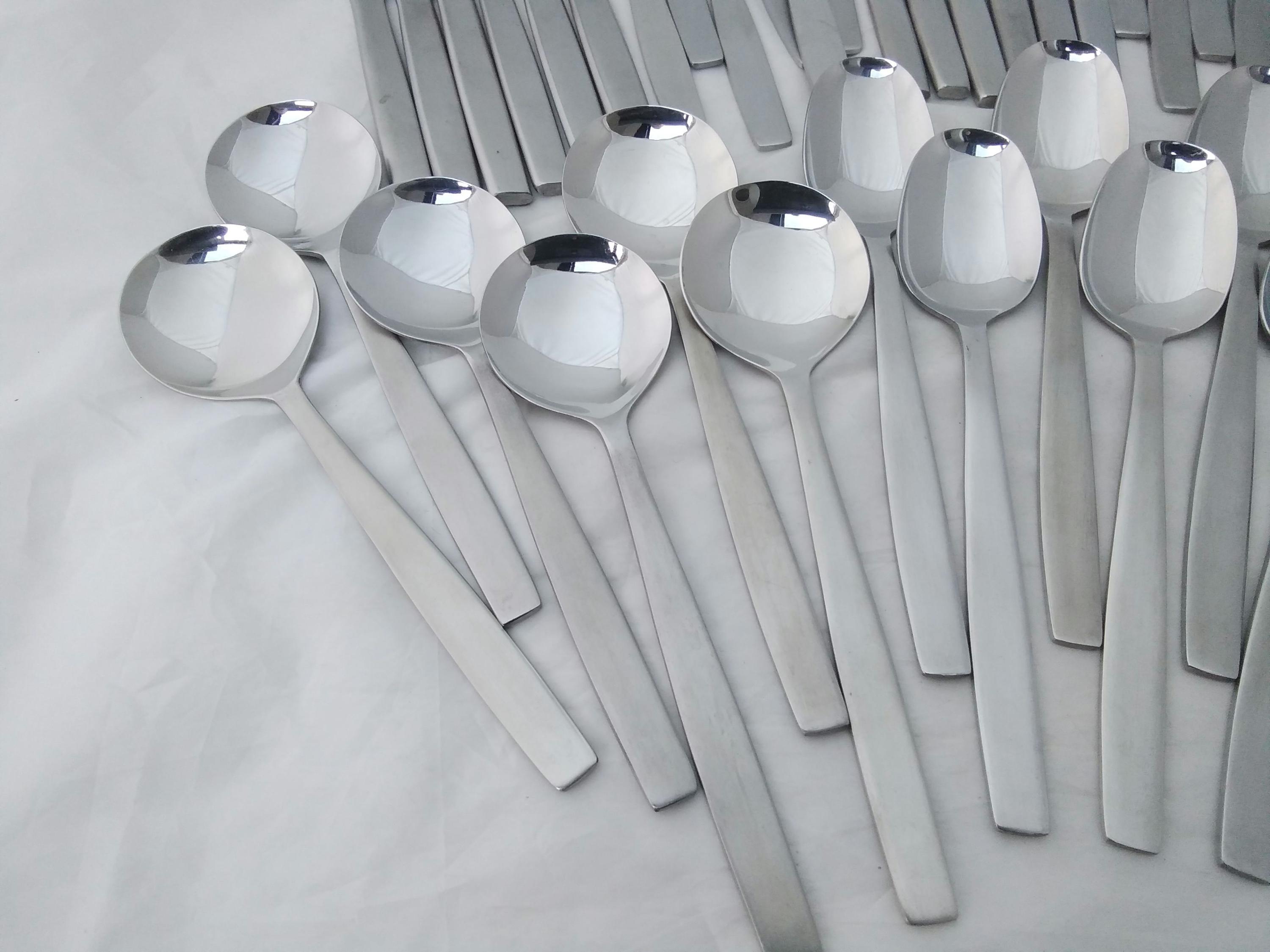 Vintage 44 Piece Viners Stainless Steel Chelsea Pattern Dinner