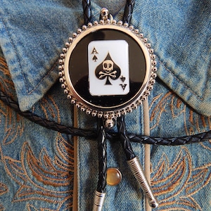 Nouveau exclusif Ace of Spades noir/blanc carte à jouer crâne bolo lacet cravate argent métal dames hommes