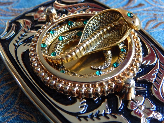 Cobra Snake Belt Buckle: Gold & Black Metal, Green Stone  display picture 2