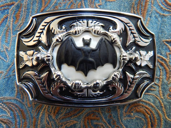 New Exclusive Vampire Bat Silver Black Coloured Metal Belt Buckle Western Goth Ladies Men