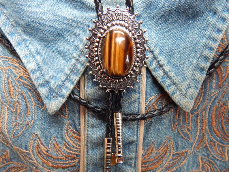 boot lace tie