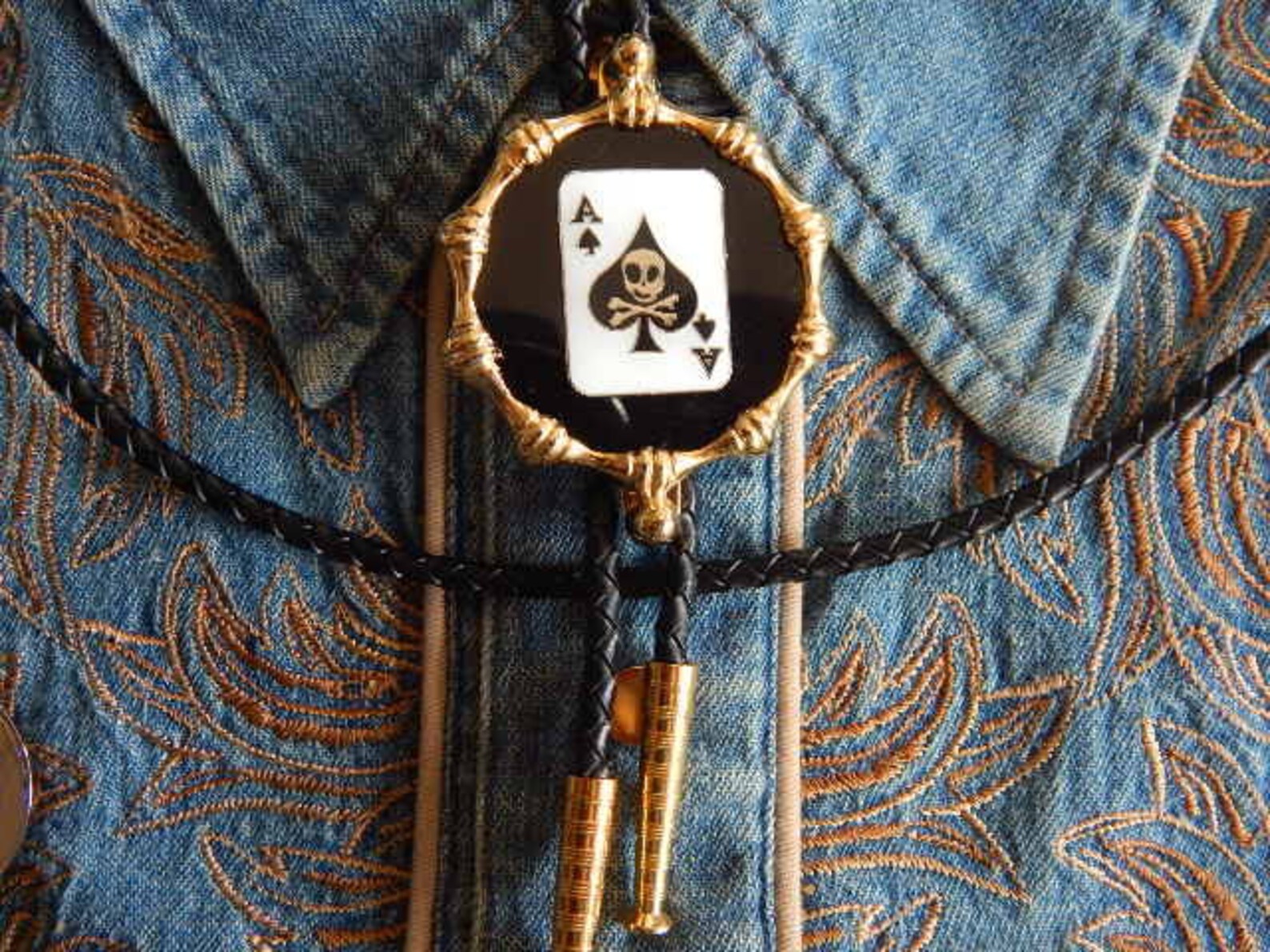boot lace tie