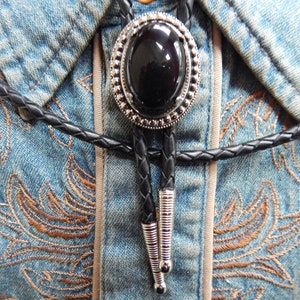 Black Onyx Bolo Tie: Silver Metal Western Cord Tie