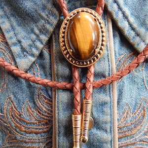 New Tigers Eye Stone Gold Colour Metal  Bolo Bootlace Tie Tan/Brown Leather Cord Western Wedding Groom Boho  Ladies Men