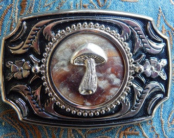 New  Mushroom Toadstool Fungi Mother of Pearl Nacre Shell Silver/Black Coloured metal Belt Buckle Wedding Groom