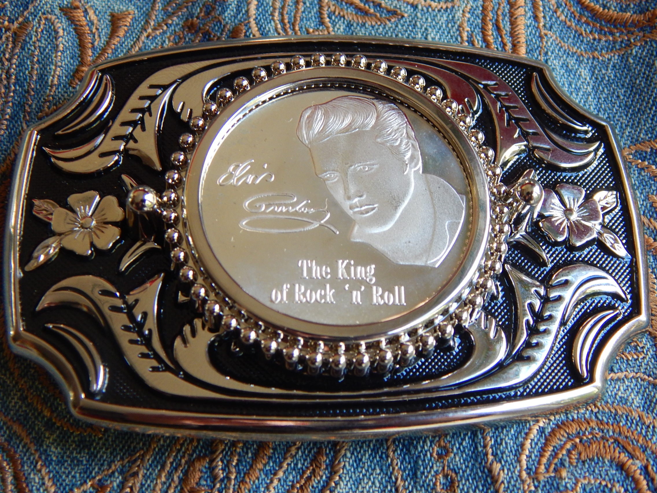 New Elvis Presley the King of Rock N Roll Belt Buckle Silver black