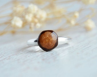 Oak wood ring - Sterling silver ring with natural wooden gem - Adjustable size ring - Natural gift made of aok wood