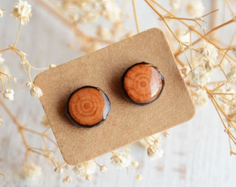 Wooden earrings made from raw wood, Minimalist natural ear studs, Rustic woodland jewelry