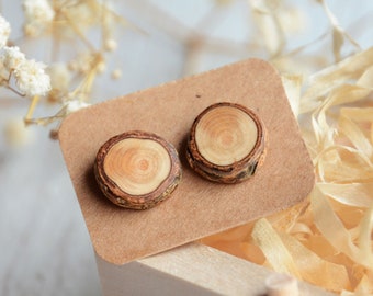 Earthy wood stud earrings for minimalist jewelry lover, Unique and raw gift for nature lover