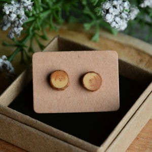 Minimal raw wood earrings, Small wooden studs with sterling silver posts, Earth friendly jewelry made by MyPieceOfWood