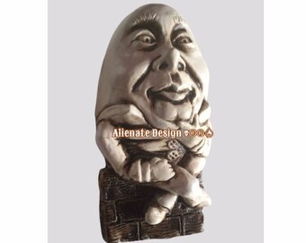 HUMPTY DUMPTY....Stone wall plaque for indoors or for the garden