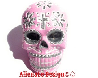 SUGAR SKULL....Day of The Dead Skull...Dia de Los Muertos....Pink Skull