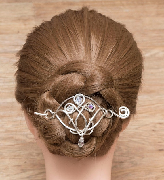 Brooch for hair bun deals