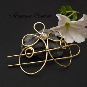 Celtic Spiral brass bun holder ,textured hair bun holder,heavy duty brass  wire hair bun holder, hair bun pick