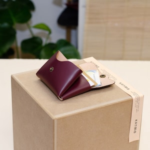 Cartera de piel minimalista. Pequeña cartera de piel. Carteras para mujer. Cartera de mujer. Cartera delgada. Regalo para ella.
