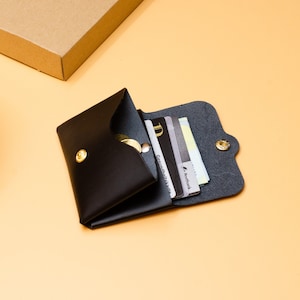 Minimalistischer Leder Geldbeutel (für Herren / Damen). Schlanke Herren Brieftasche. Geschenk für ihn. Geschenk für Sie. Best gifts idea.