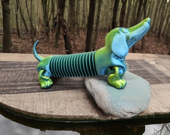 3D Printed Articulated & Flexible Dachshund Dog - 3D Printed Fidget dog toy - Wiener dog