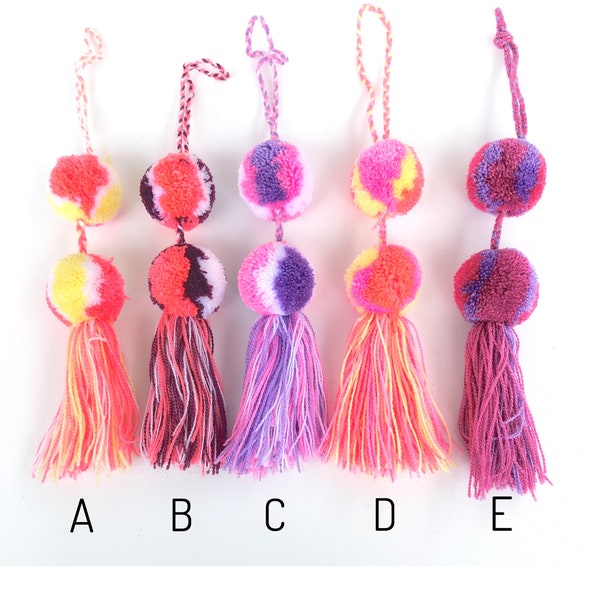 Pom Pom Bag Charms. Colorful Pom Pom. Handmade tassel Keychain. Mexican Decorations. Mexican tassel.