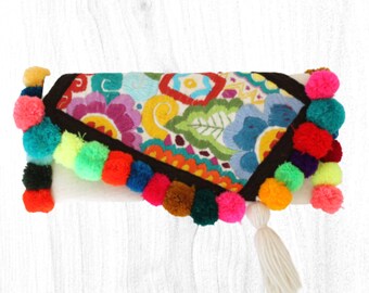 Handmade Embroidered Clutch Bag, Crossbody Clutch, Over the Shoulder Purse, Bags for Women, Purses and Bags