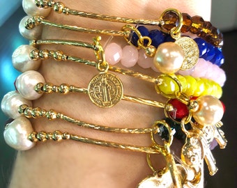Jewelry Set of Seven Charms Bracelet for Women