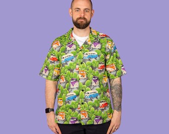 Camper van, vintage camping themed men's casual shirt