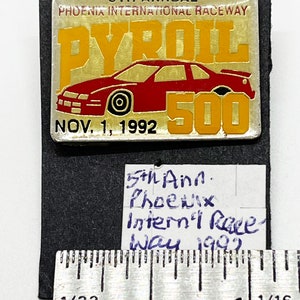 Phoenix International Raceway Pin 1992