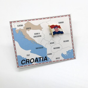 Croatia Flag Pin / Tie Tack / Lapel Pin / Country Flag Pin