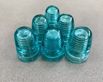 EN VENTE ! Superbe suspension « Beehive » turquoise Hemingray / Intérieur ou extérieur / Couleur du cordon à choisir / Prix par lampe