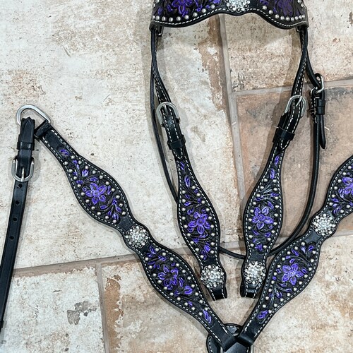 Showman ® Painted Floral and Feather design one ear bridle and breast collar set with silver and rhinestone bead accents.