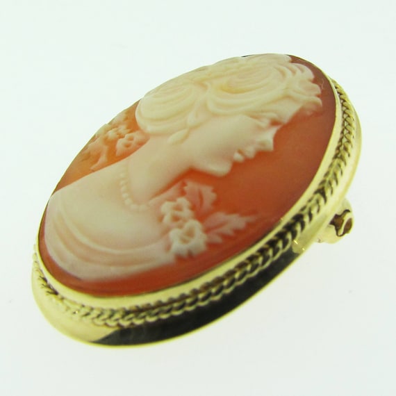 Vintage Shell Cameo brooch / pendant. - image 5