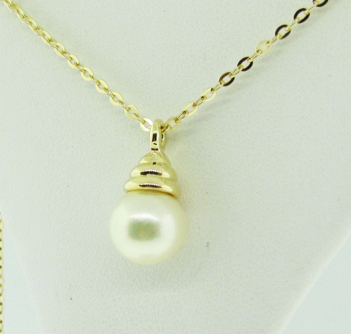 Made in Italy. Gold and 9 Mm White Pearl Pendant. Estate. - Etsy