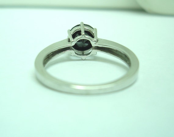 White gold and 1.25 carats black diamond solitair… - image 5