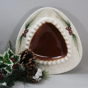 Vintage Colorado Rocky Mountain Pottery Speckled Pinecones Ashtray Pine