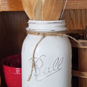 Mason Jar KITCHEN UTENSIL KEEPER/Holder~Country Farmhouse Glass Mason Jar~Primitive~Urban Farmhouse~Country~Vintage Decor~Chalk Paint
